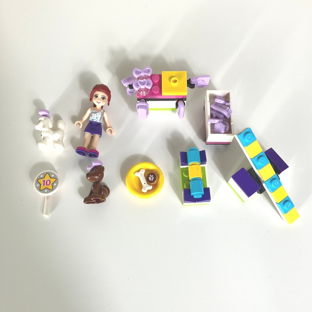 Lego Friends Puppy Championship 41300 Retired Collectible - Picture 7 of 10